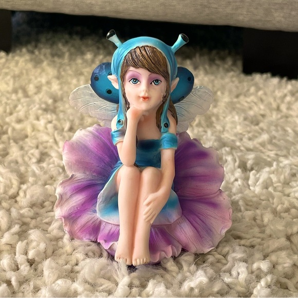 ♥️3/$15 Baby Fairy on Lily Pad Figurine New - Picture 4 of 10